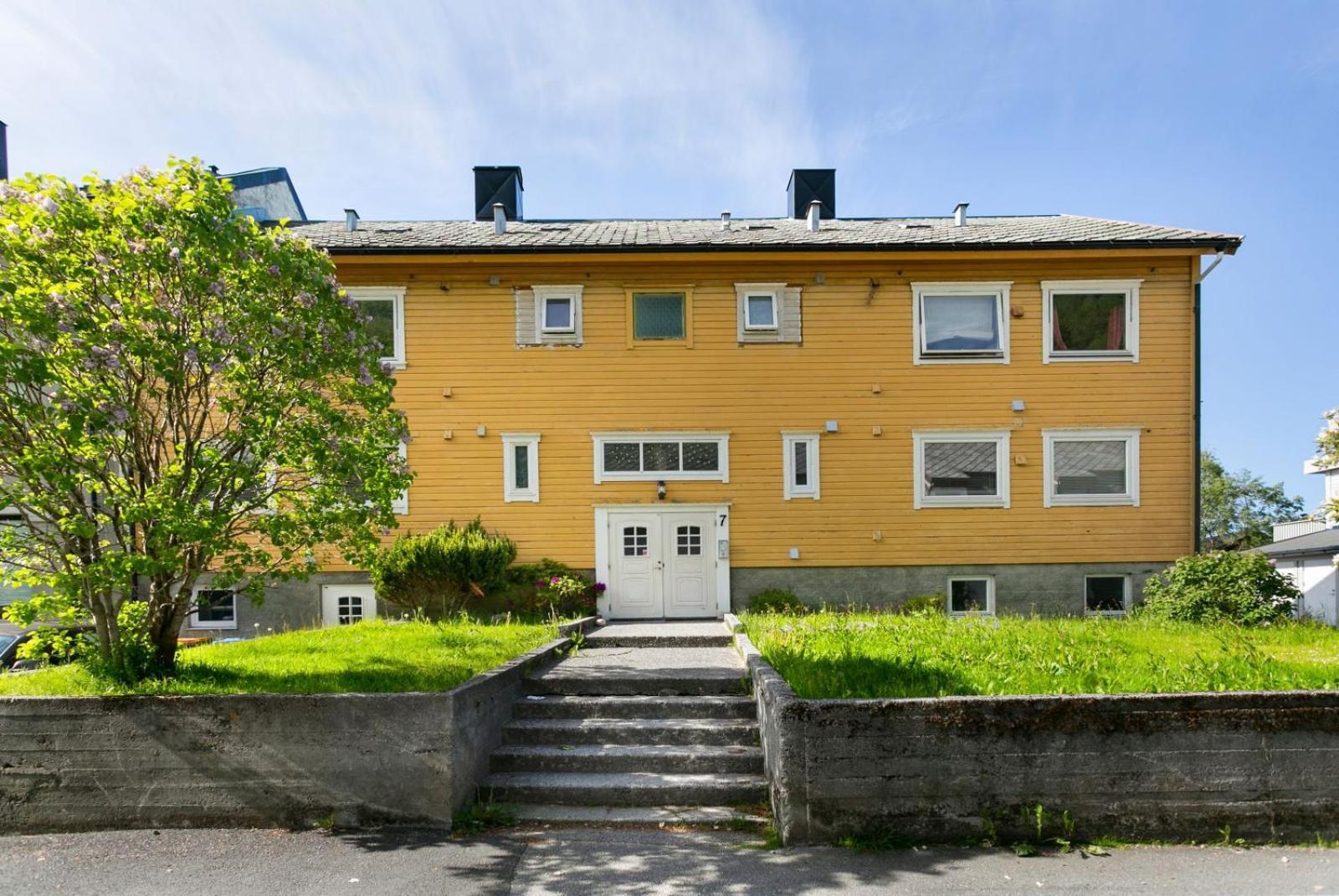 Centrum Apartment Олесунн Экстерьер фото